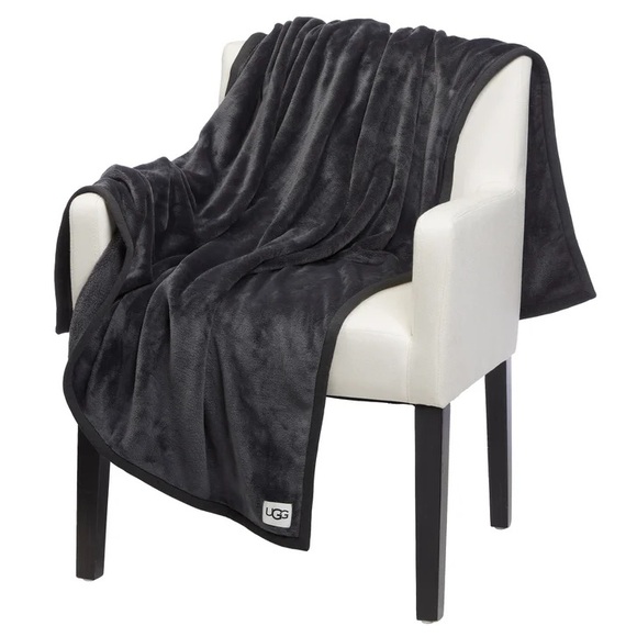 UGG Plush Duffield Throw Dark Gray - NWT